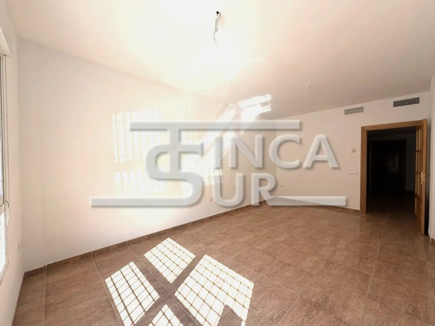 Piso con ascensor en venta en Calle Serón, imagen 3