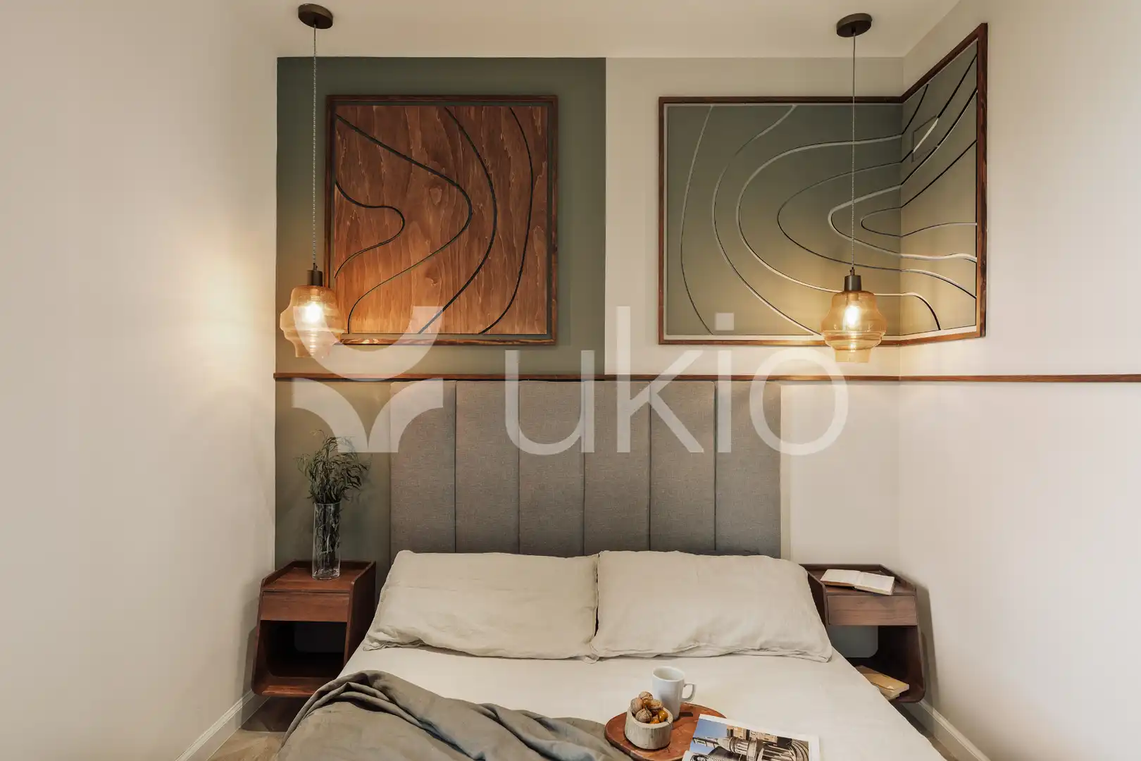 Dormitori de Apartament de lloguer en Barcelona amb Aire condicionat, Calefacció i Moblat