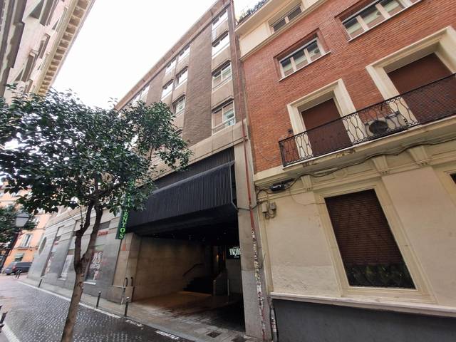 Garaje en Venta en Calle de San Vicente Ferrer en Universidad - Malasaña