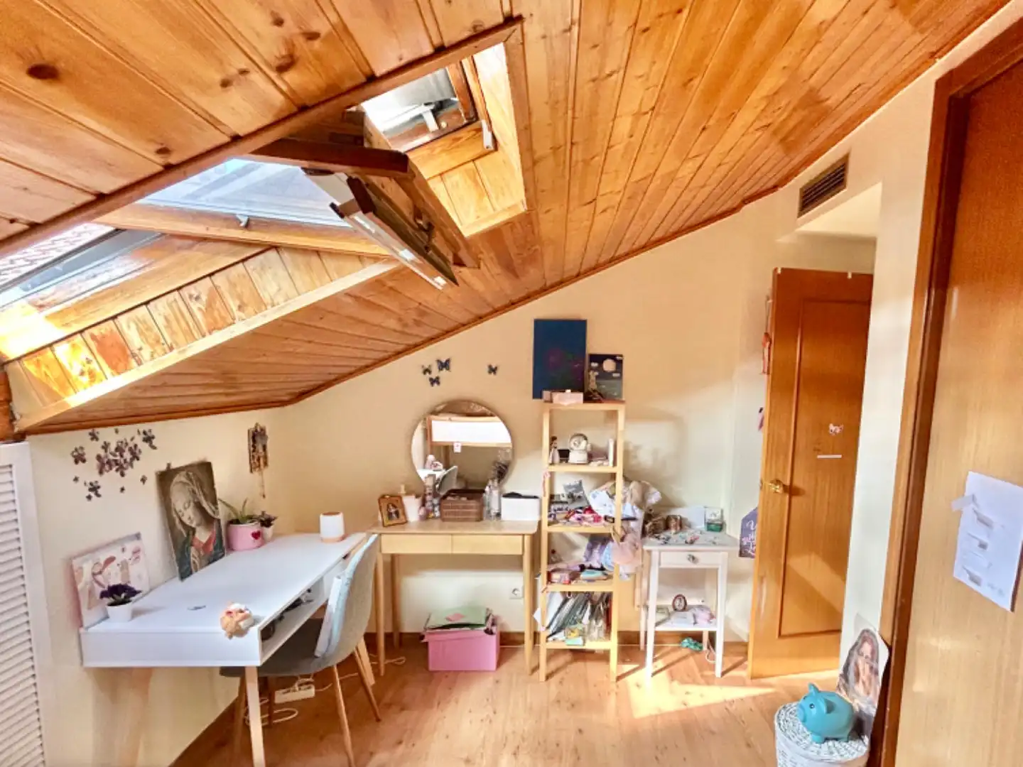 Bedroom of Flat for sale in Galapagar  with Air Conditioner, Heating and Parquet flooring