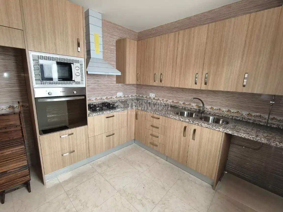 Kitchen of Flat for sale in Montilla