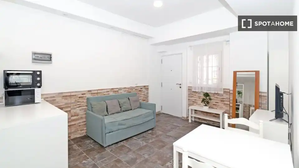 Living room of Flat for rent in Valencia  with Air Conditioner, Heating and Furnished