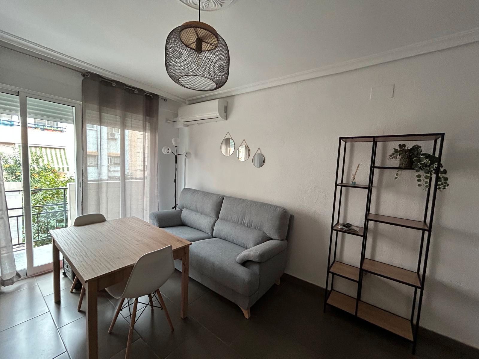 Piso de alquiler en Avenida de la Viñuela, 17, Viñuela - Rescatado