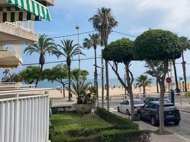 Apartament amb balcó en venda a Avinguda de la Diputació