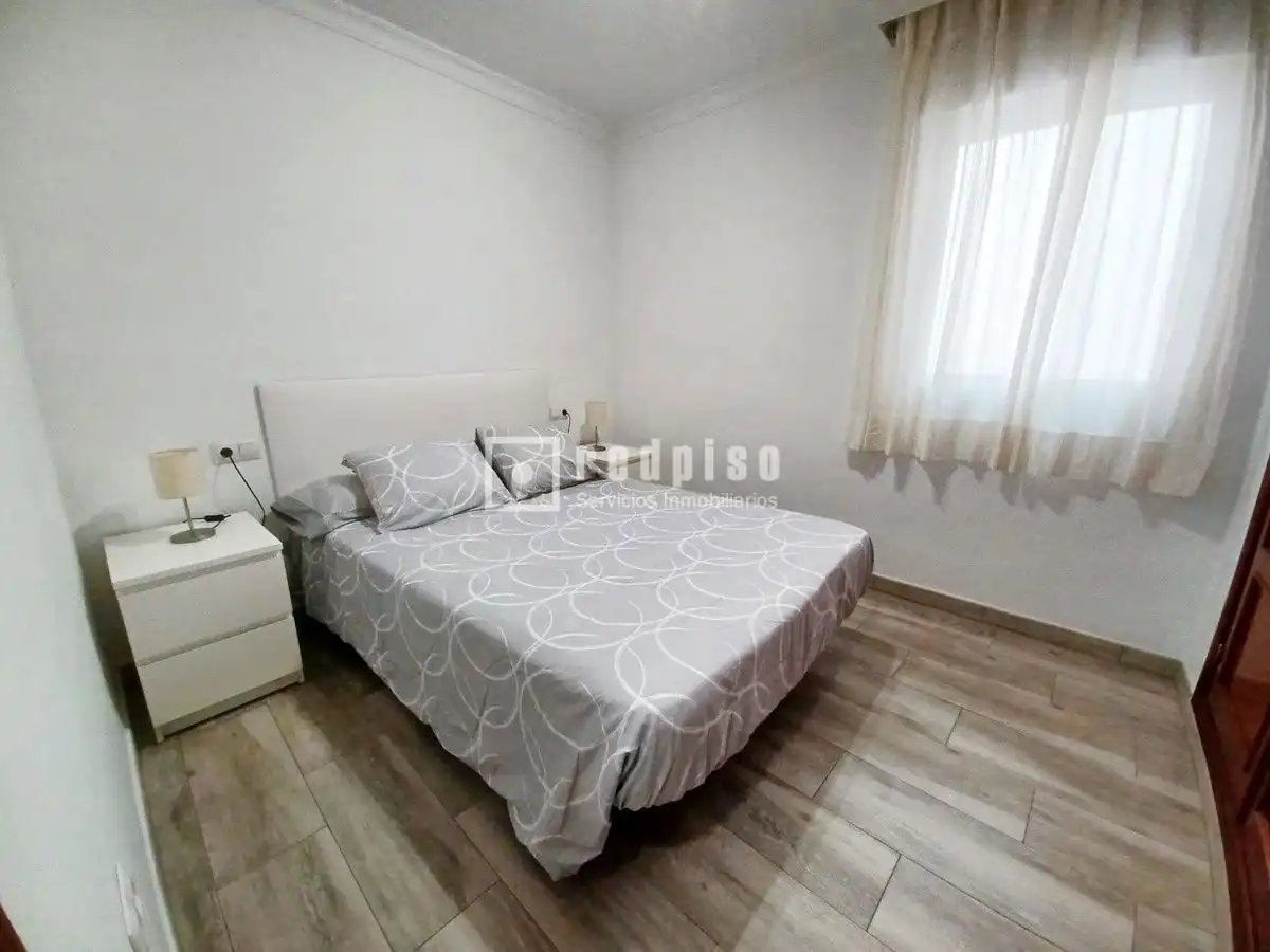 Piso de alquiler en Biznaga, El Palo