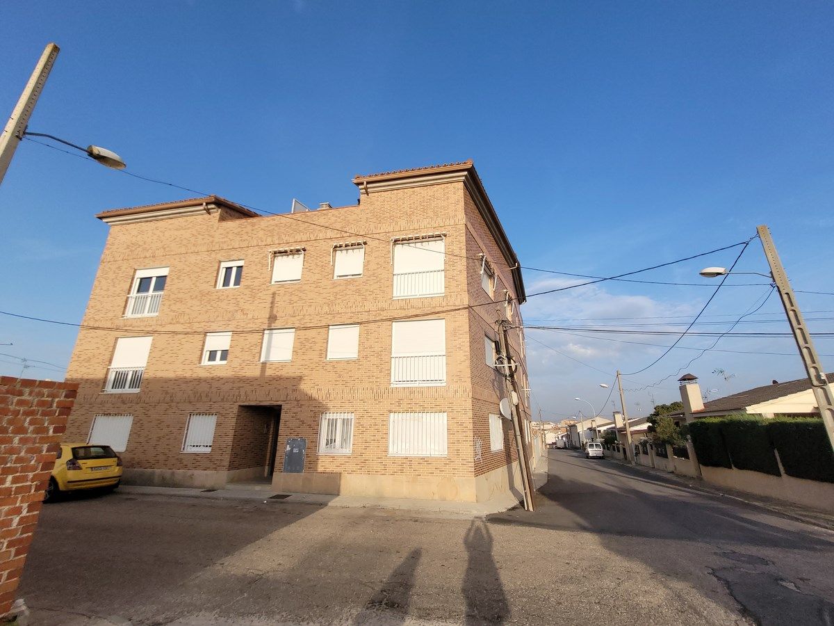 Flat for sale in Calle Torrijos, 9, Camarena
