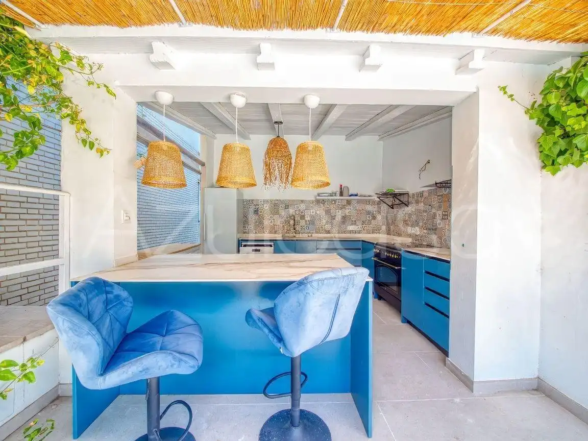 Cuina de Casa o xalet en venda en Sant Joan d'Alacant amb Aire condicionat, Calefacció i Jardí privat