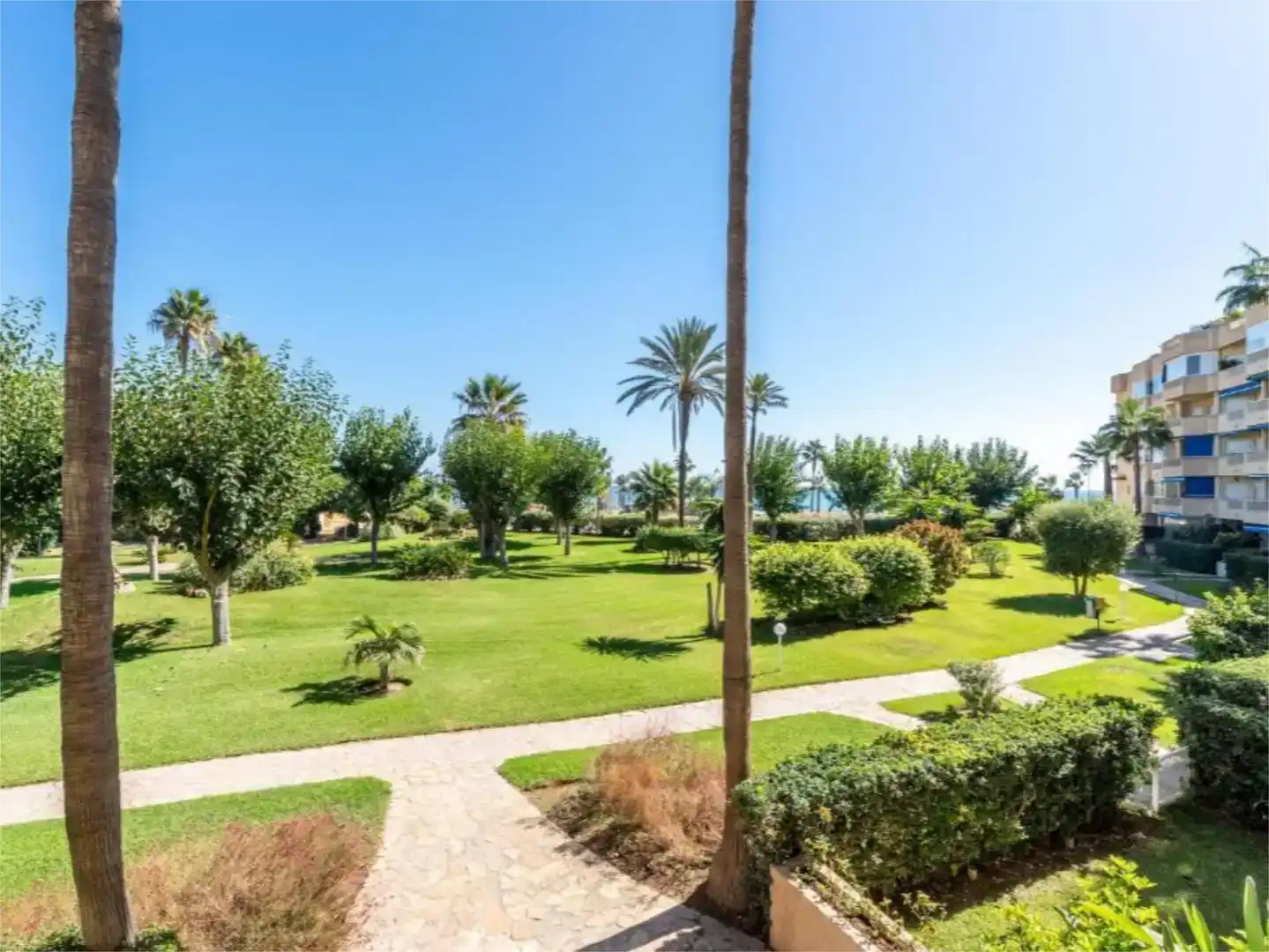 Garten von Dachboden zur Miete in Torremolinos mit Klimaanlage, Privatgarten und Schwimmbad