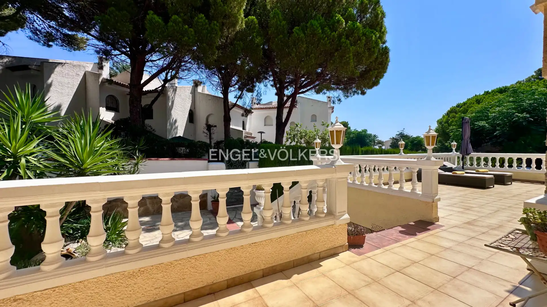 Terraza de Casa o chalet en venta en Mont-roig del Camp con Aire acondicionado, Calefacción y Jardín privado