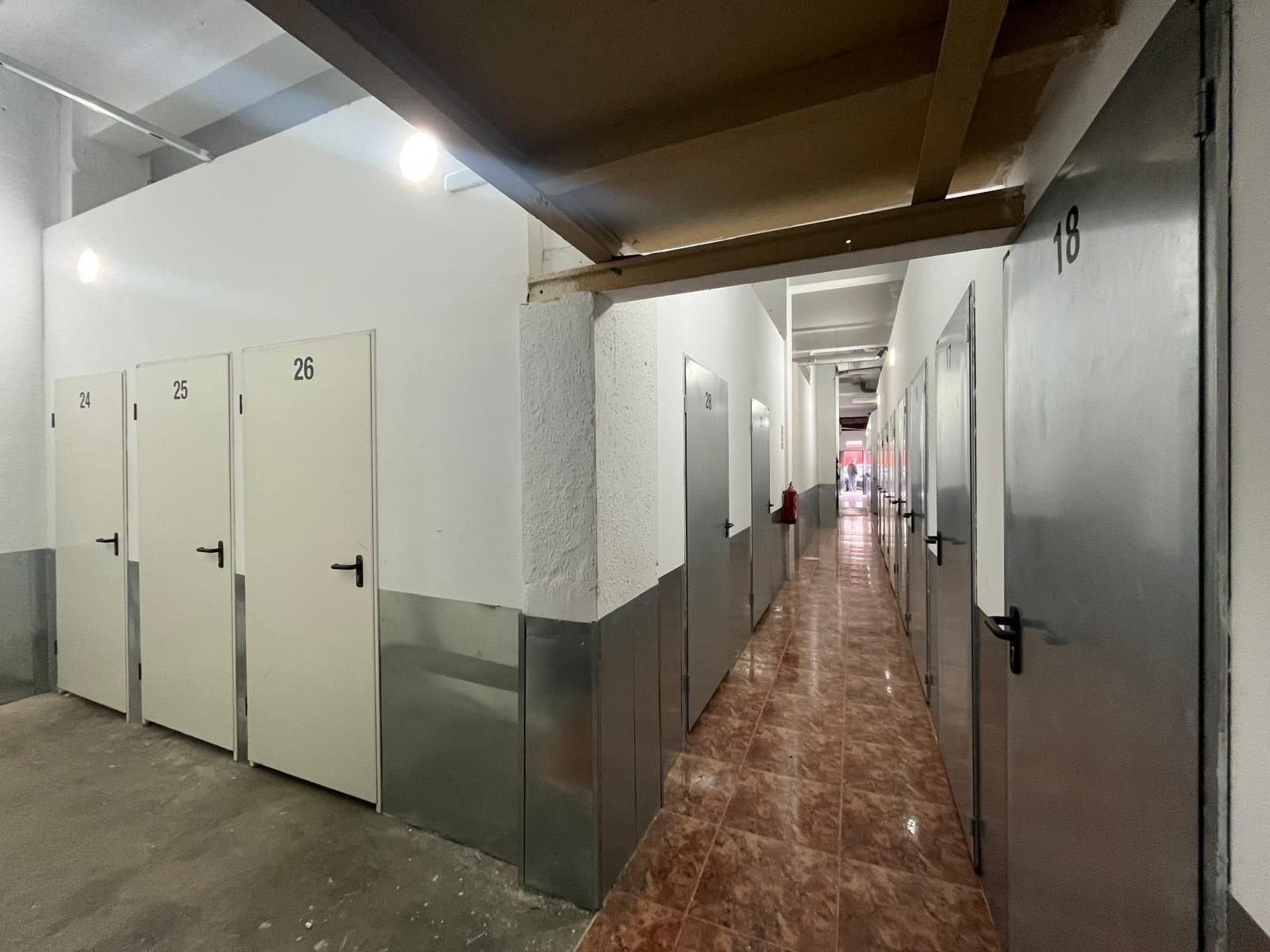 Premises for sale in  Valencia Capital