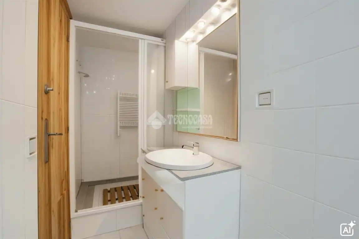 Flat with lift for sale in Sant Andreu, imagen 4