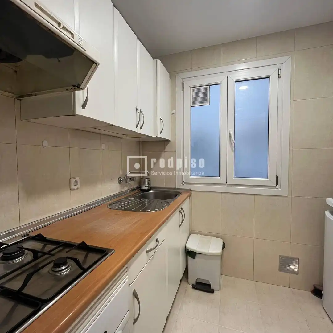 Küche von Wohnung zur Miete in Madrid mit Heizung, Privatgarten und Parkett