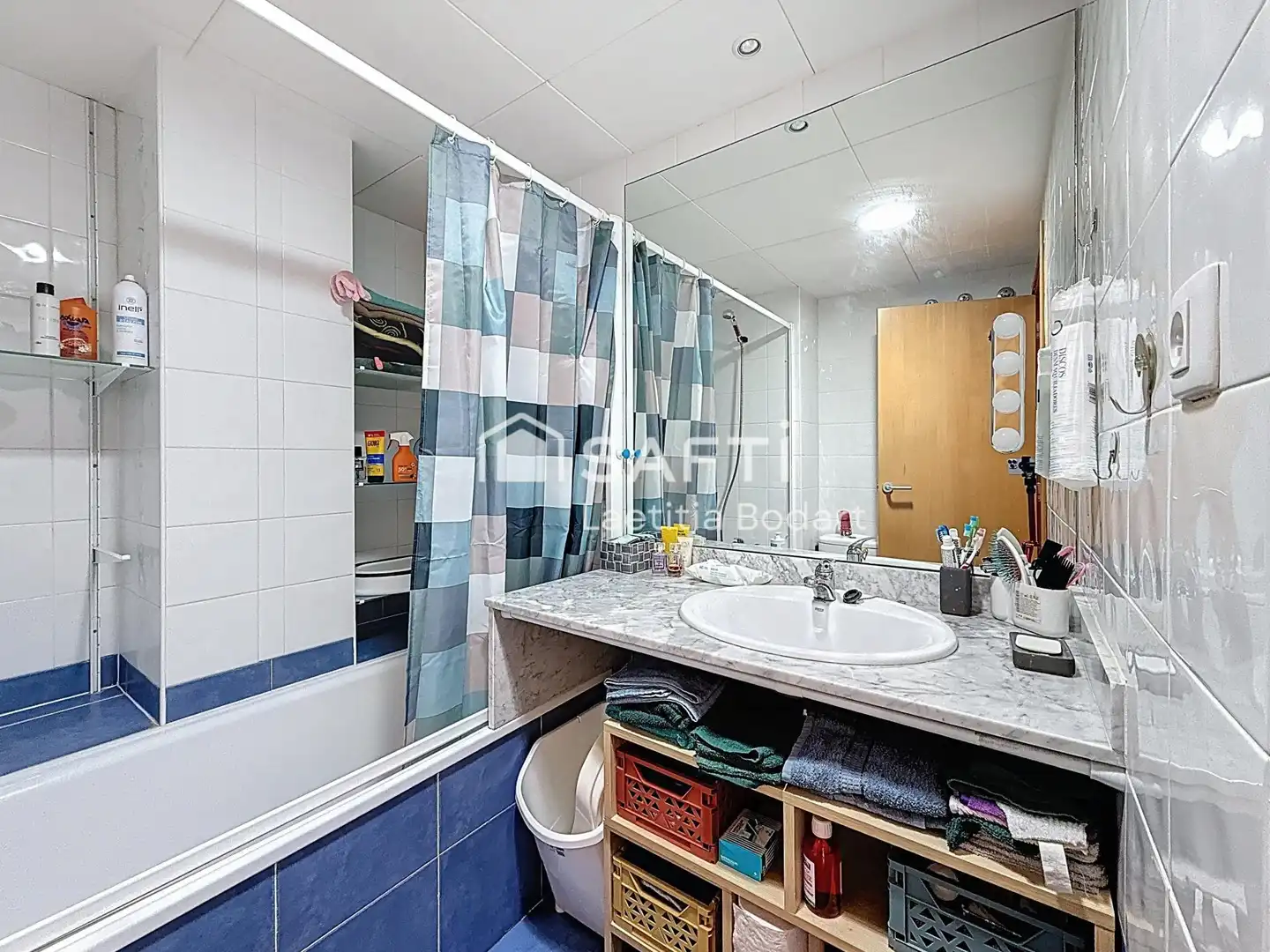 Bany de Apartament en venda en Roses amb Aire condicionat, Calefacció i Terrassa