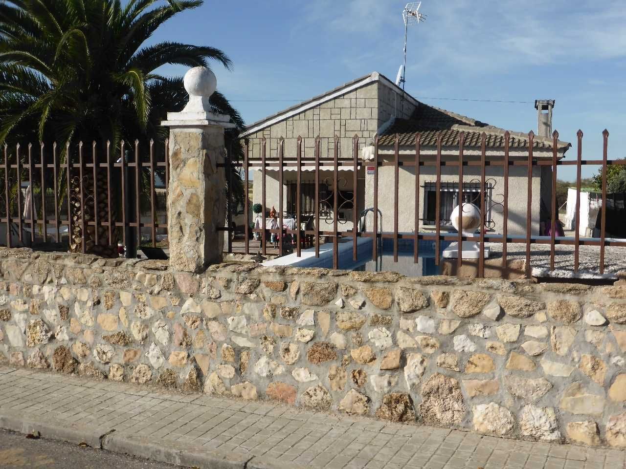 Außenansicht von Wohnung zum verkauf in El Viso de San Juan