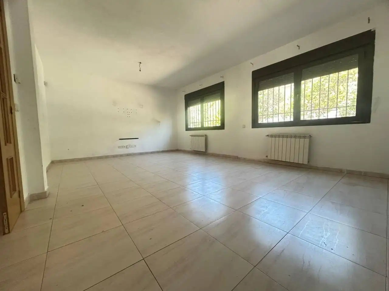 Vista exterior de Casa adosada en venta en Illescas con Aire acondicionado, Calefacción y Alarma