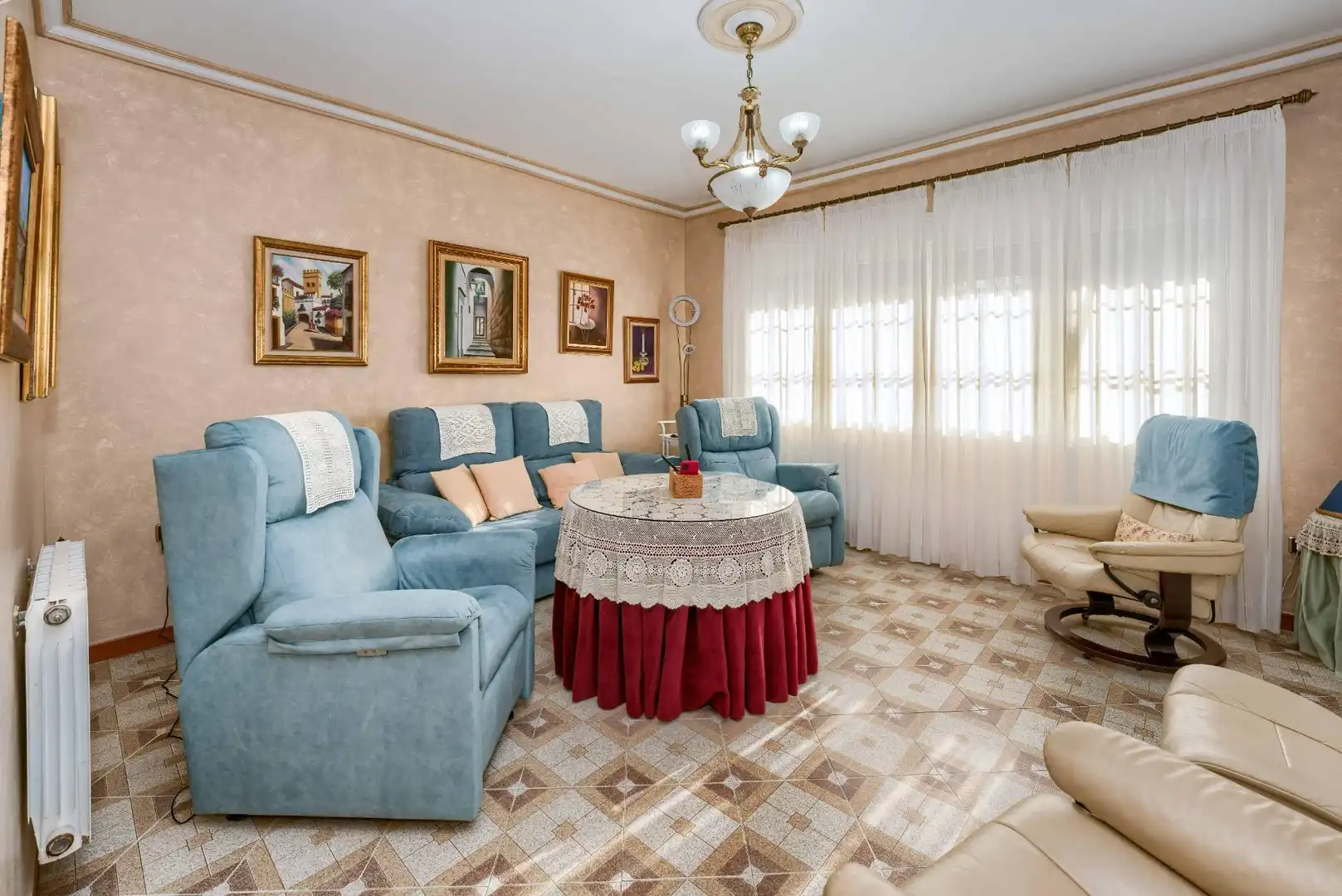 Living room of Houses for sale in Palomares del Río  with Air Conditioner, Heating and Private garden