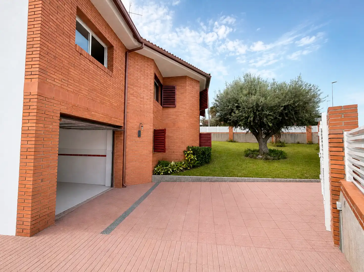 Exterior view of Houses for sale in Calafell  with Air Conditioner, Heating and Furnished