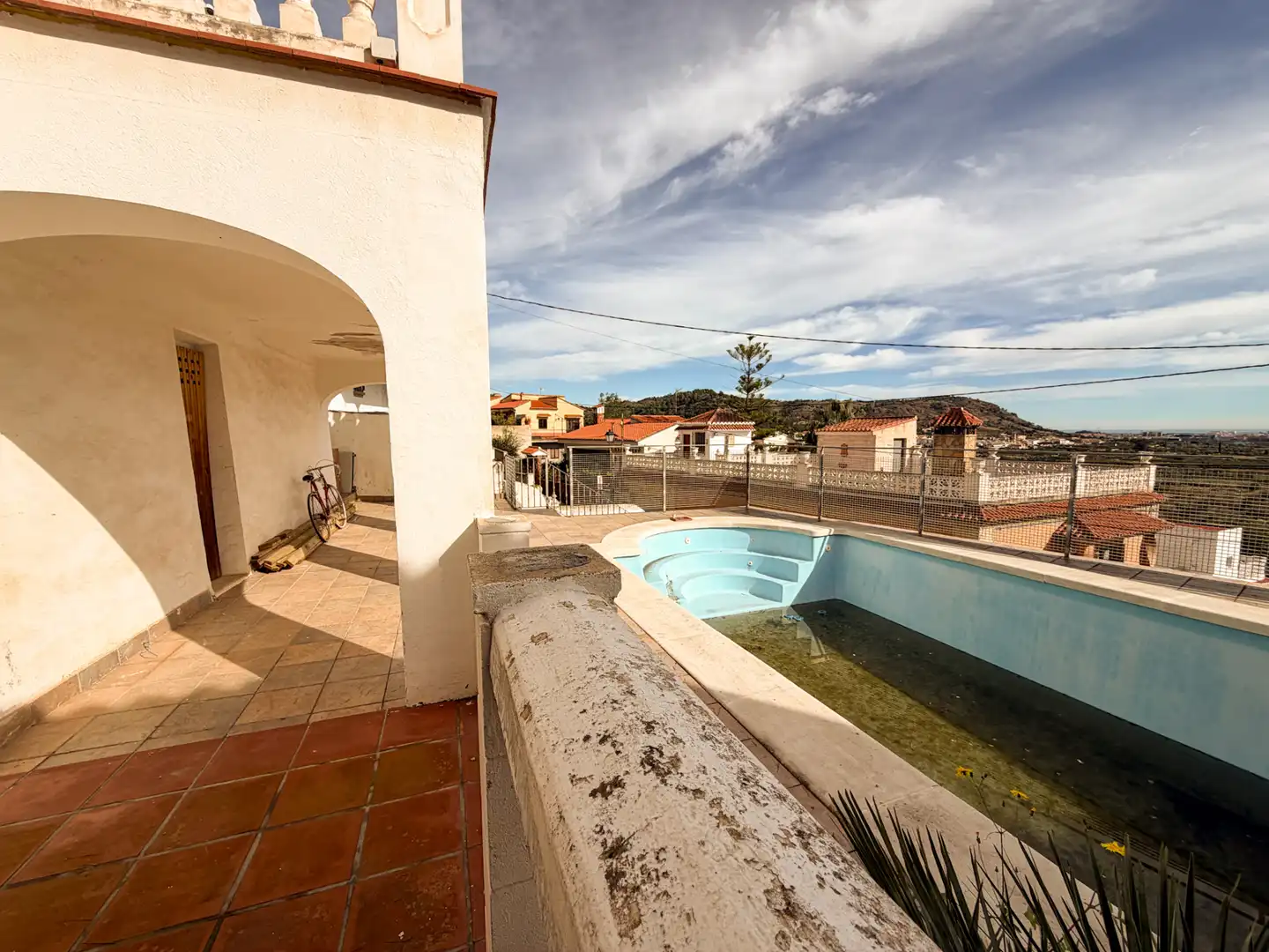 Schwimmbecken von Haus oder Chalet zum Verkauf in Gilet mit Heizung, Parkett und Terrasse