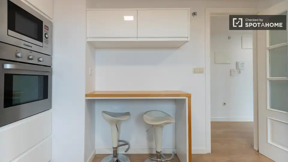 Kitchen of Apartments for share in Valencia  with Air Conditioner, Terrace and Furnished