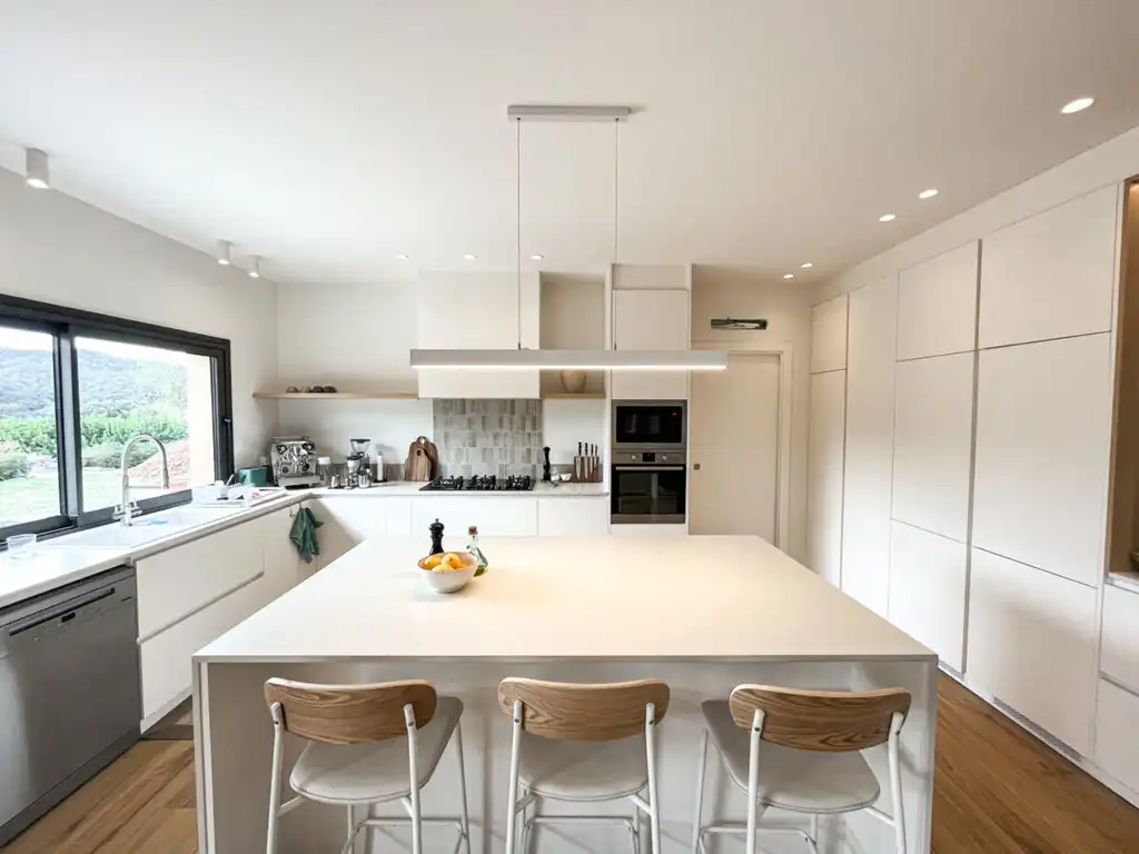 Cocina de Casa o chalet de alquiler en Sant Martí de Llémena con Aire acondicionado, Jardín privado y Trastero