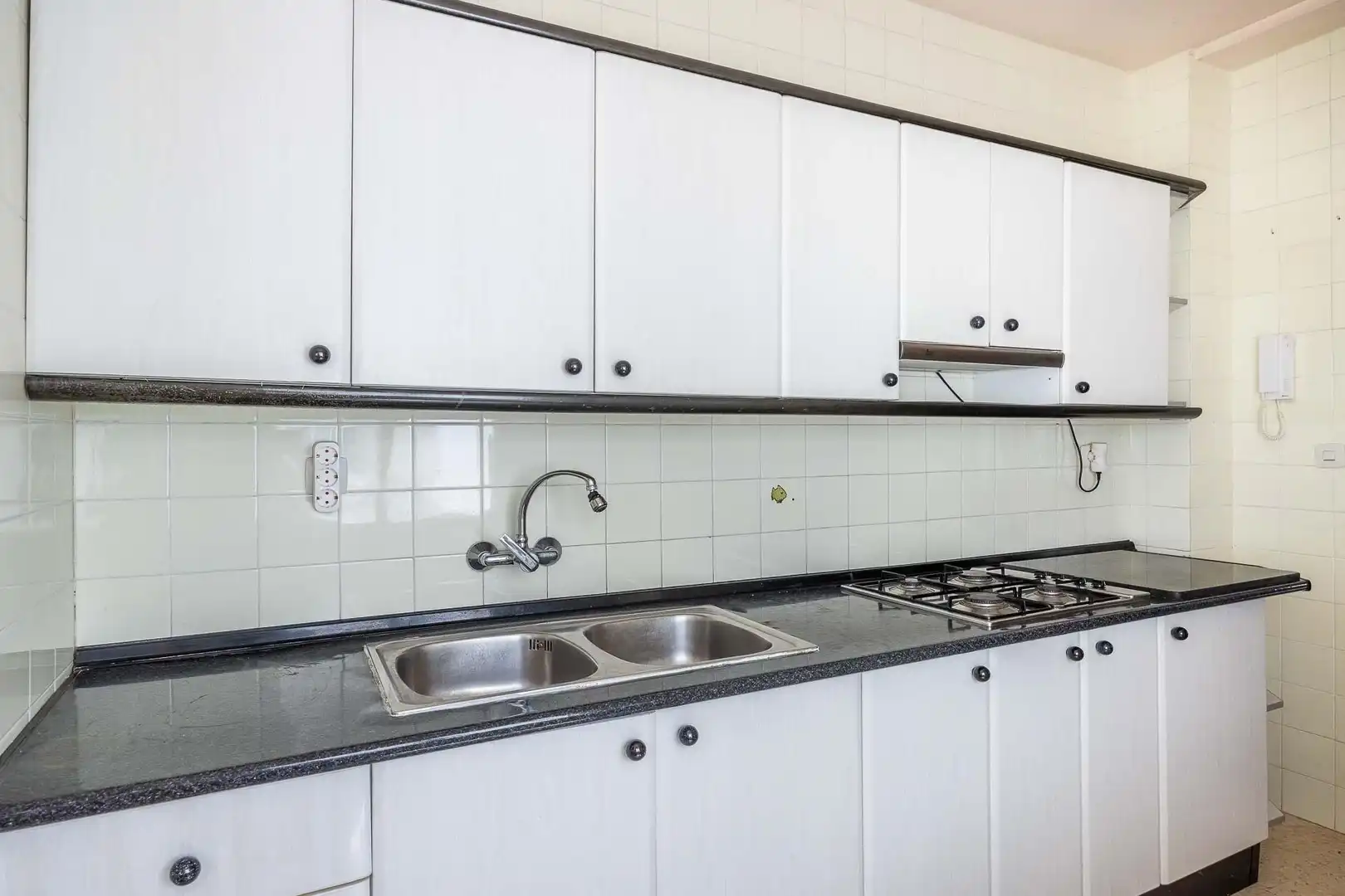 Kitchen of Flat for sale in Dos Hermanas  with Air Conditioner, Terrace and Furnished