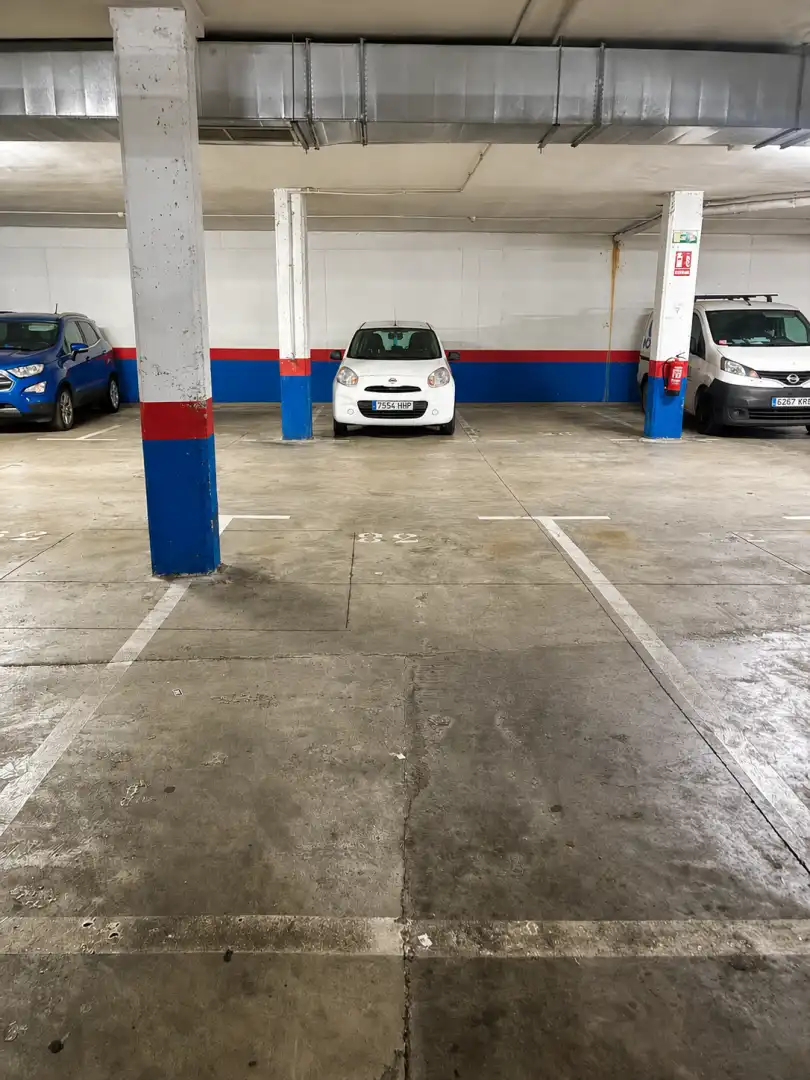 Parking de Piso en venta en Paterna con Aire acondicionado, Calefacción y Piscina