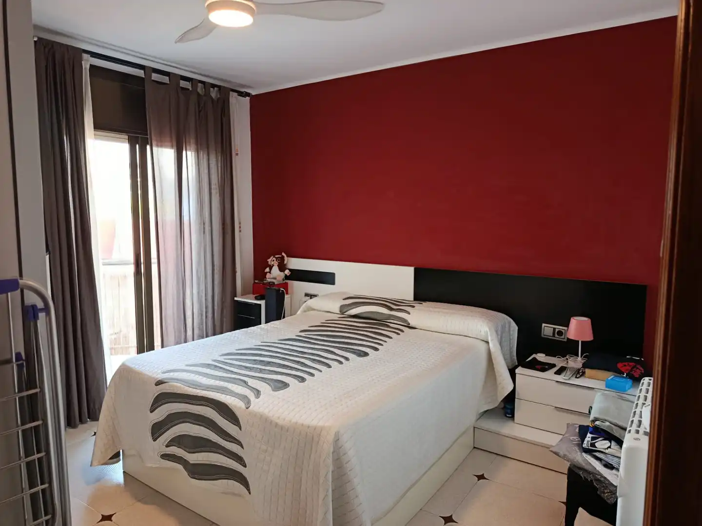 Bedroom of Flat for sale in Badalona  with Air Conditioner and Balcony