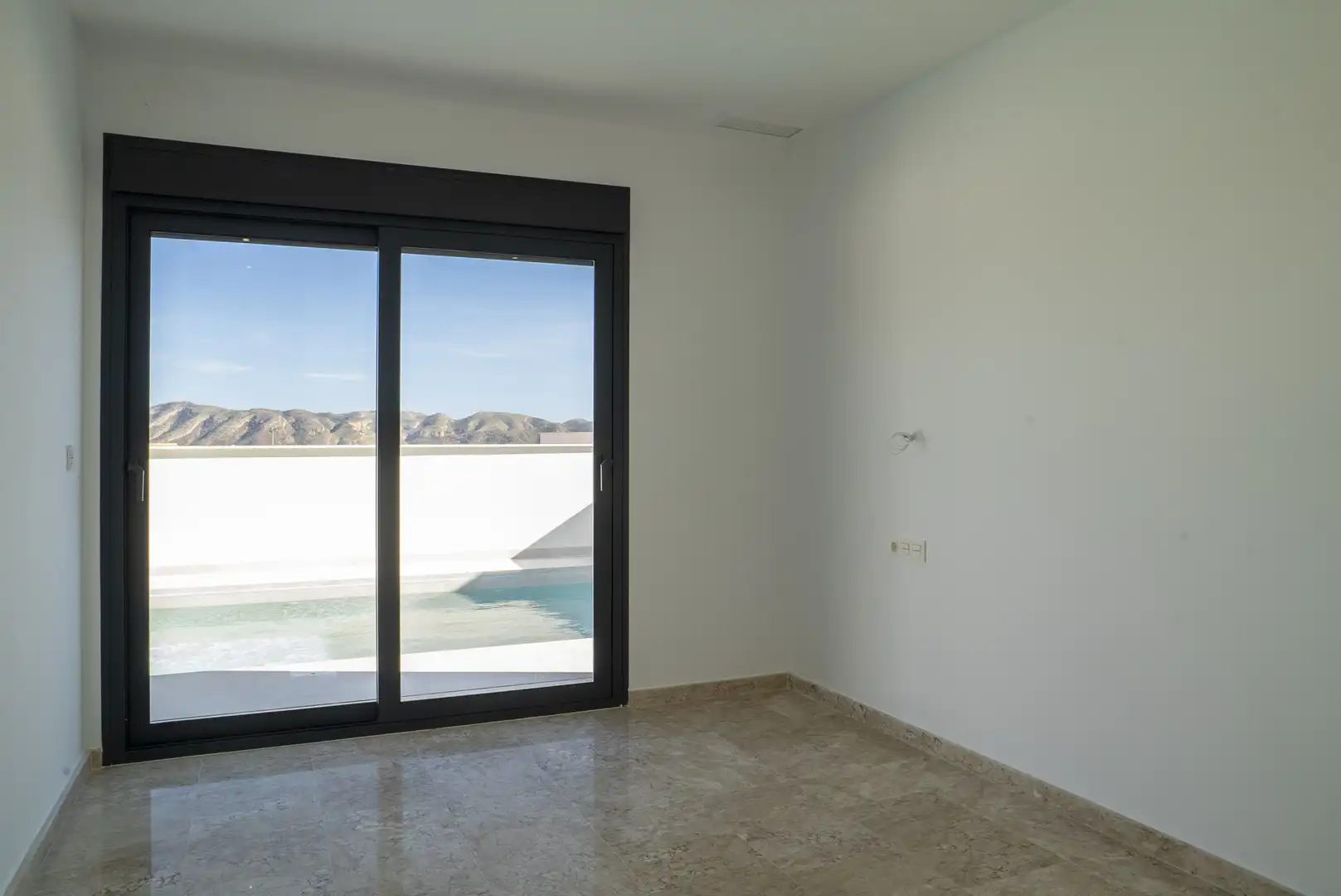 Casa amb piscina en venda a Carrer Brasil, imagen 6