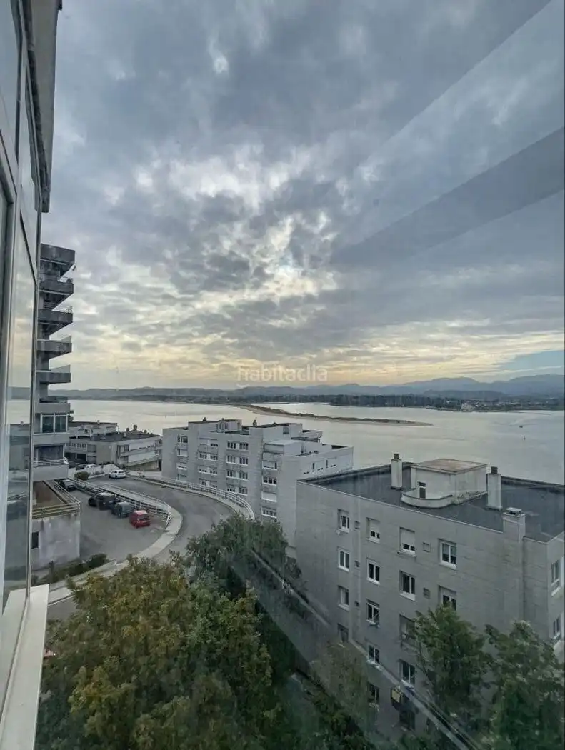 Wohnung mit Garten zum Verkauf in Avenida Pérez Galdós 6