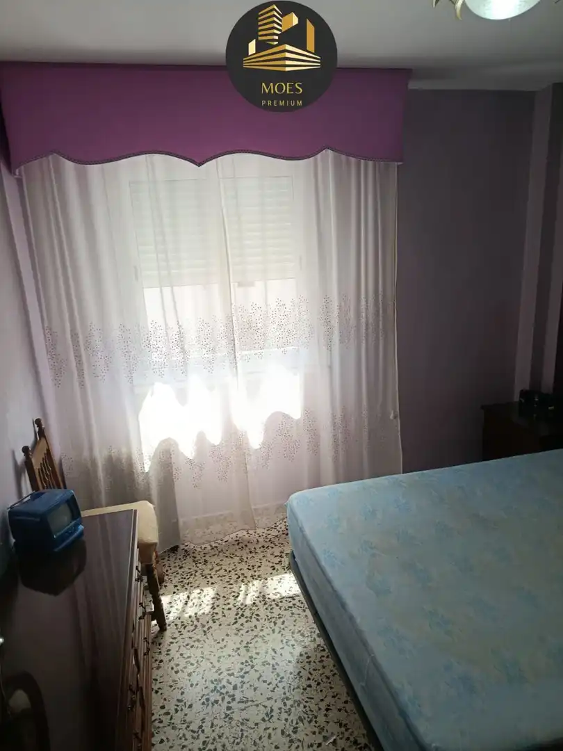 Bedroom of Flat for sale in Martos  with Air Conditioner, Heating and Terrace