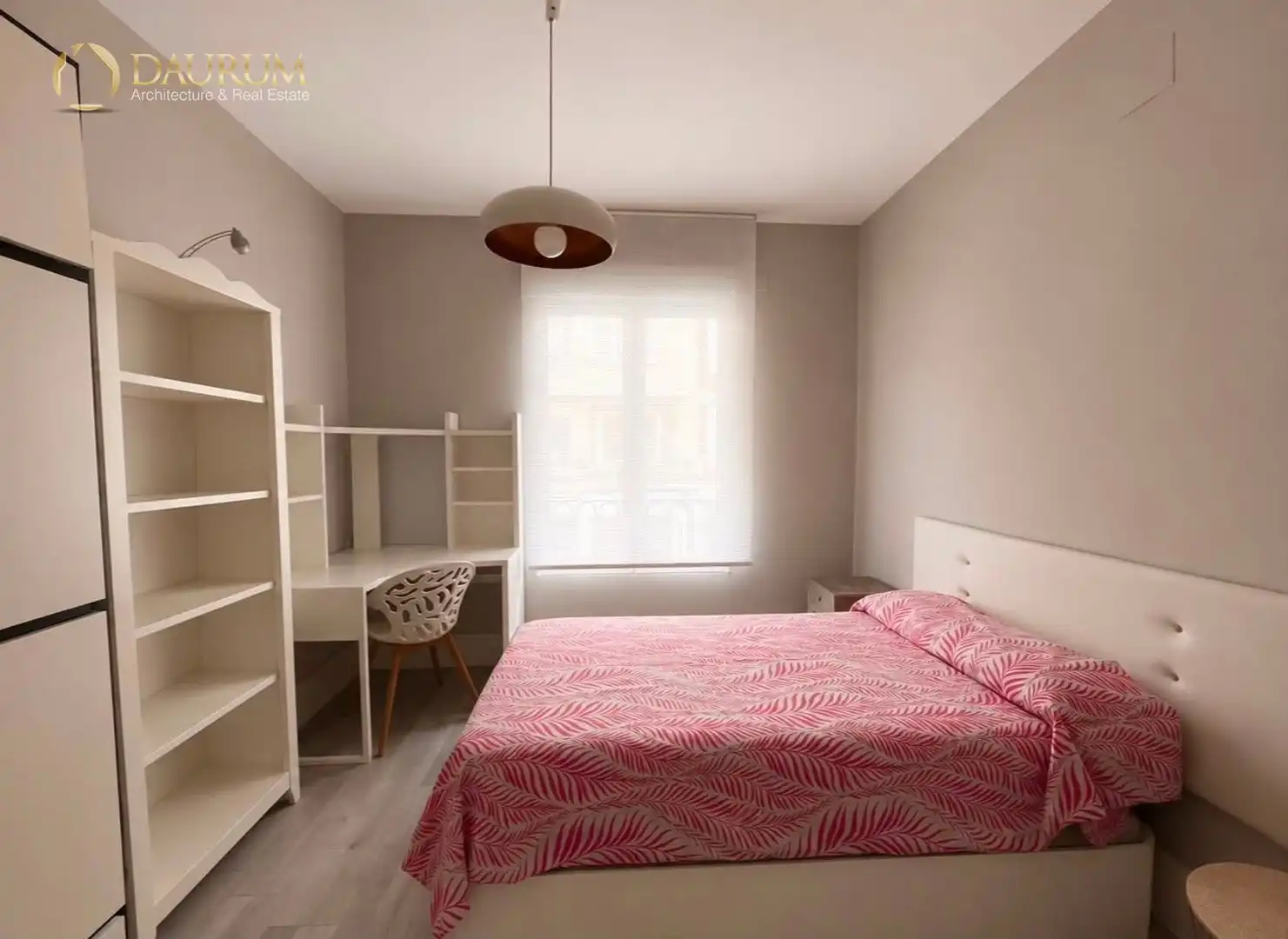 Piso con ascensor en venta en Escosura, imagen 2