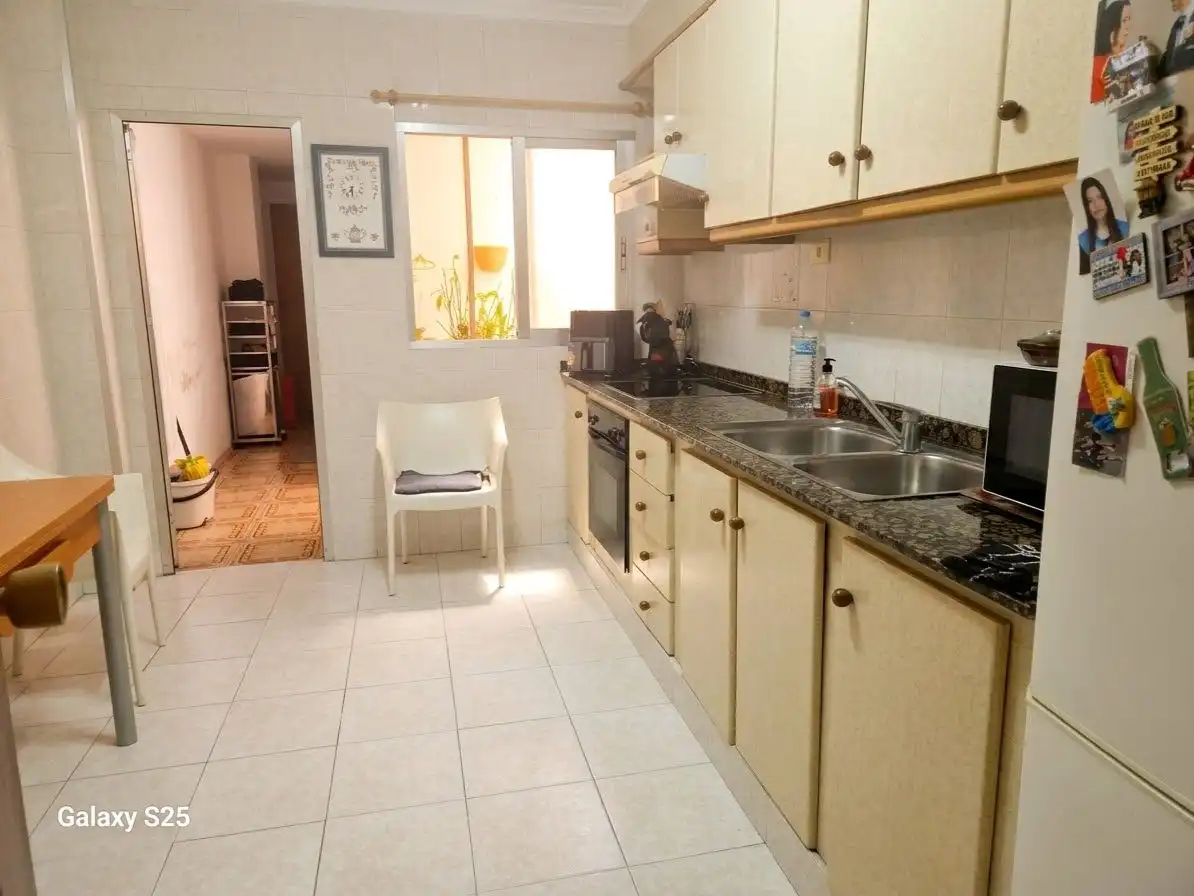 Cuina de Casa o xalet en venda en Alzira amb Jardí privat, Terrassa i Traster