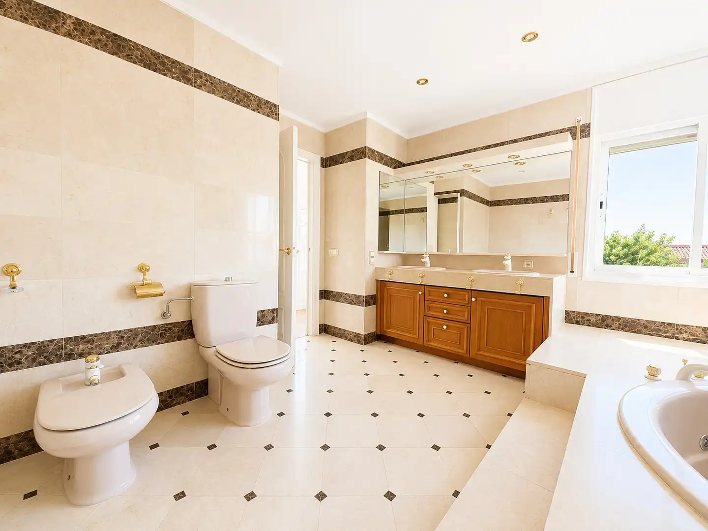 Baño de Casa o chalet en venta en El Masnou con Calefacción, Jardín privado y Parquet
