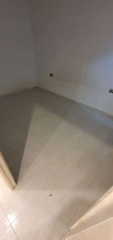 Flat with lift for sale in Plaça Badalona, imagen 4