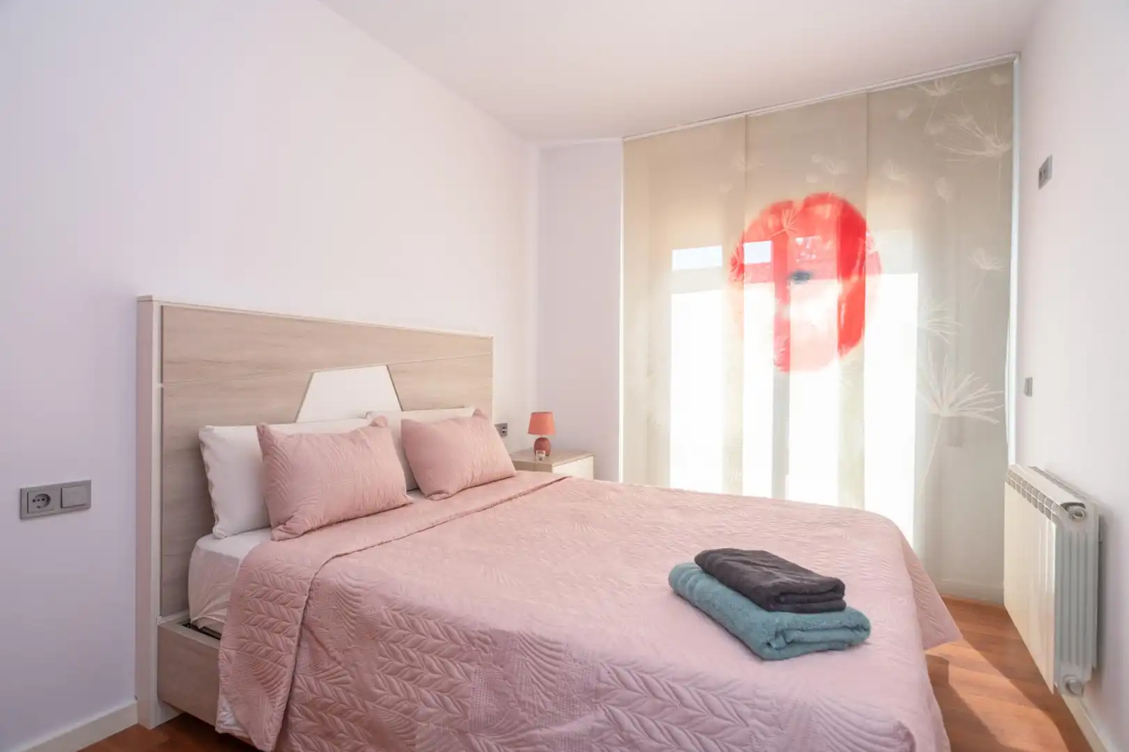 Bedroom of Houses for rent in Girona  with Air Conditioner, Private garden and Terrace
