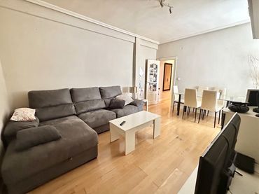 Flat with lift for sale in Calle Aurora 3