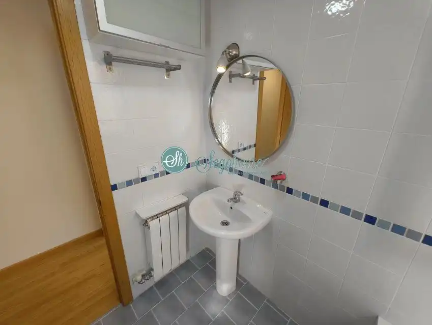 Baño de Piso en venta en Bernuy de Porreros con Calefacción, Terraza y Trastero