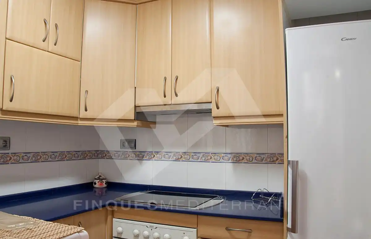Cuina de Pis de lloguer en Tarragona amb Aire condicionat, Calefacció i Terrassa