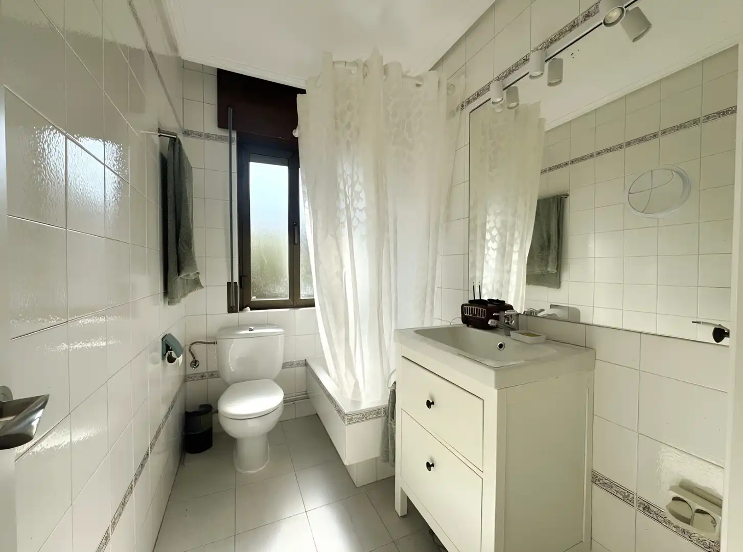 Baño de Piso en venta en Getxo  con Calefacción, Parquet y Amueblado