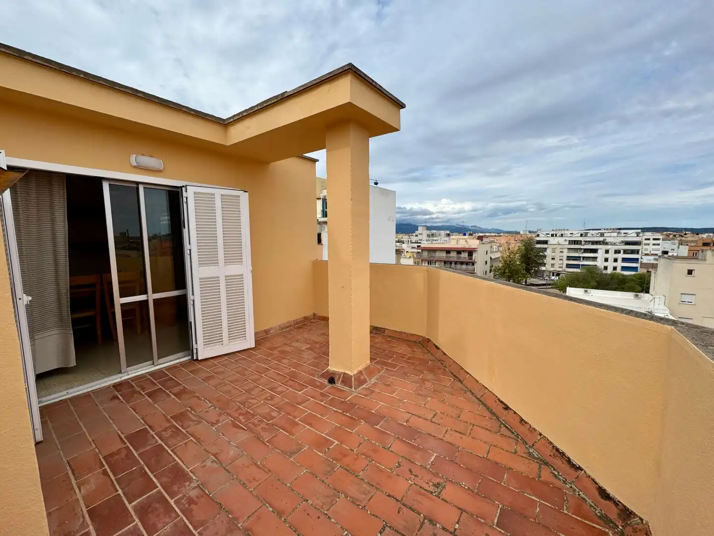 Attic for rent in Es Rafal Vell