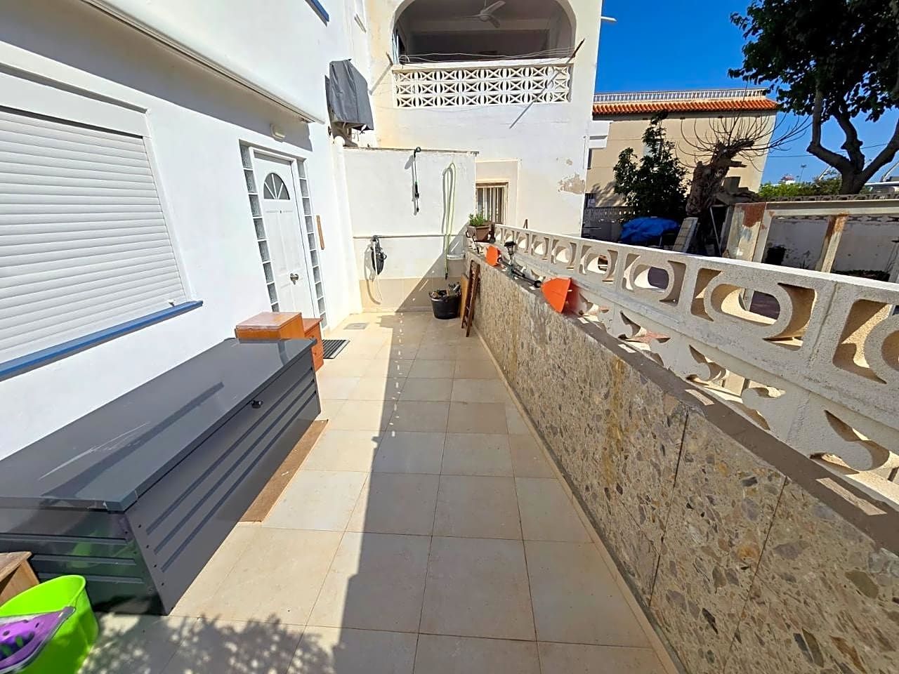 Exterior view of Apartment to rent in Gandia  with Air Conditioner, Terrace and Furnished