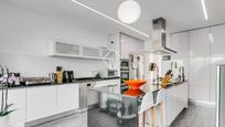 Kitchen of House or chalet for sale in Algete  with Air Conditioner, Private garden and Parquet flooring