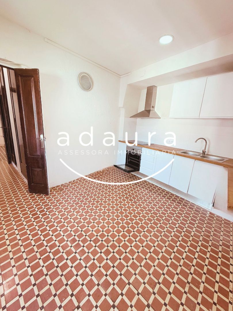 Exterior view of Flat to rent in Mataró  with Air Conditioner, Oven and Balcony