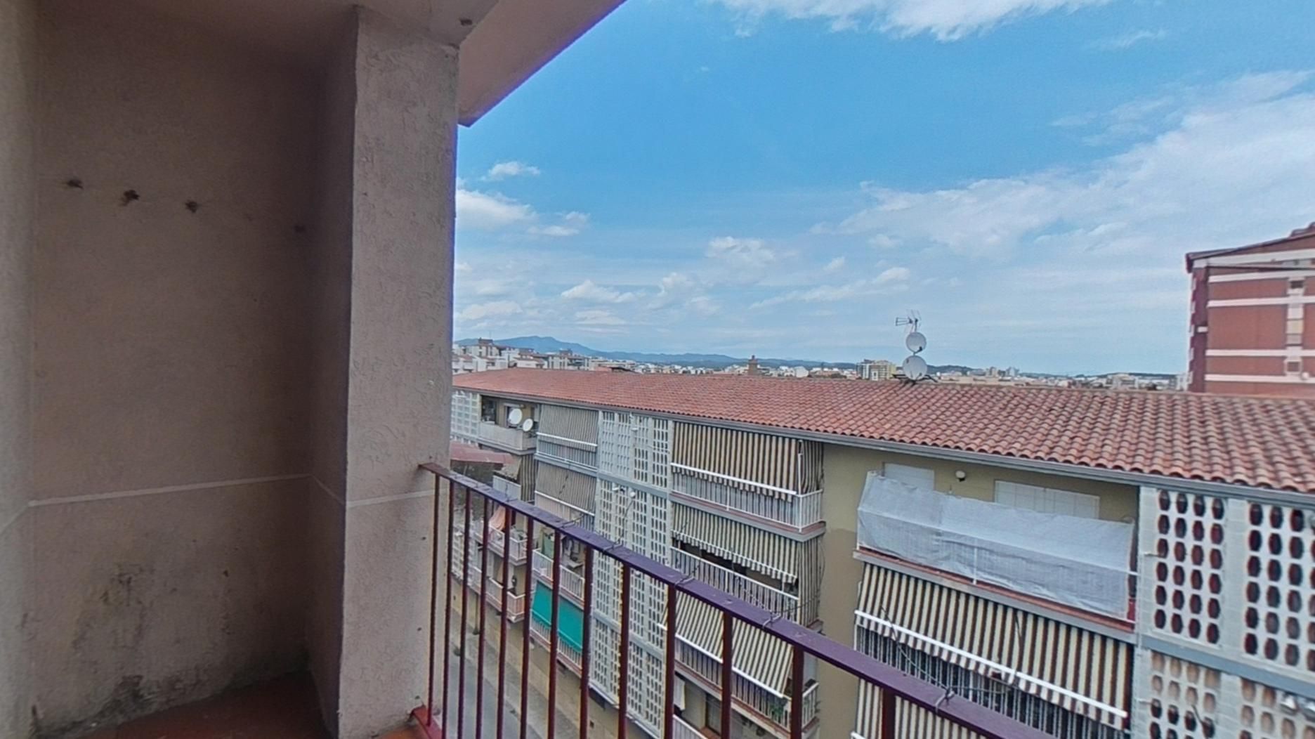 Terraza de Piso en venta en Girona Capital con Calefacción y Balcón