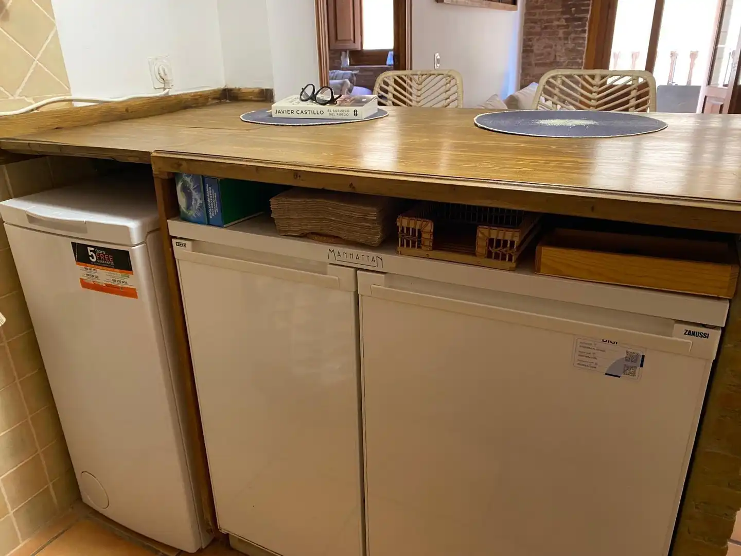 Cuina de Pis de lloguer en Valencia amb Aire condicionat, Calefacció i Moblat
