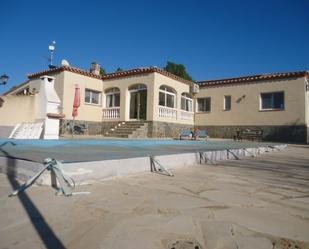 Piscina de Casa o xalet en venda en L'Ametlla de Mar  amb Aire condicionat, Terrassa i Piscina