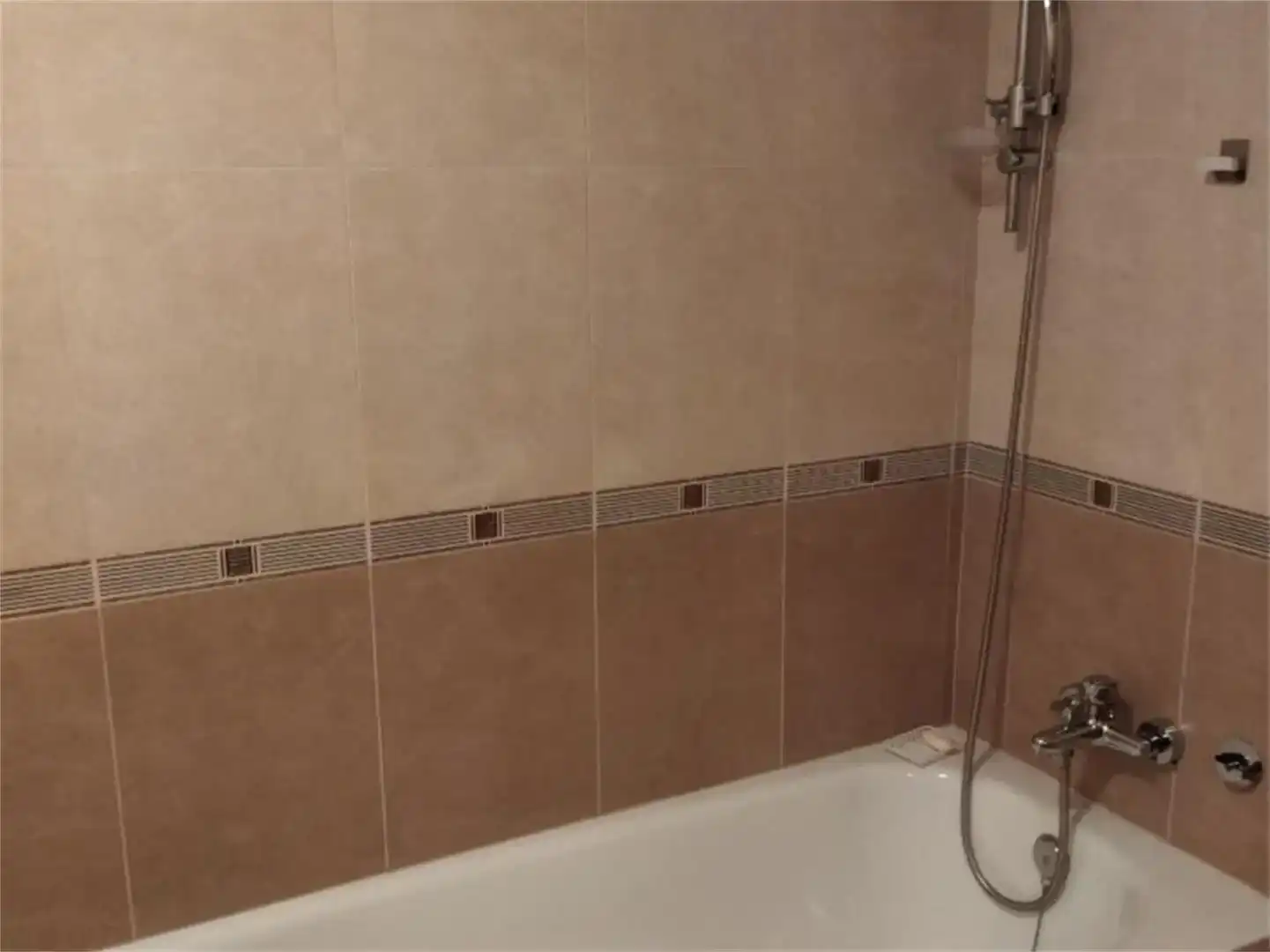 Bany de Pis en venda en San Martín del Rey Aurelio amb Balcó