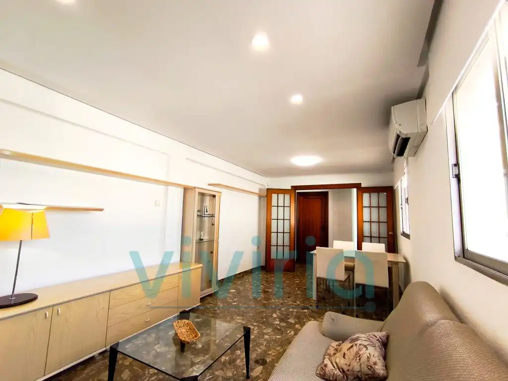 Sala d'estar de Àtic en venda en Valencia