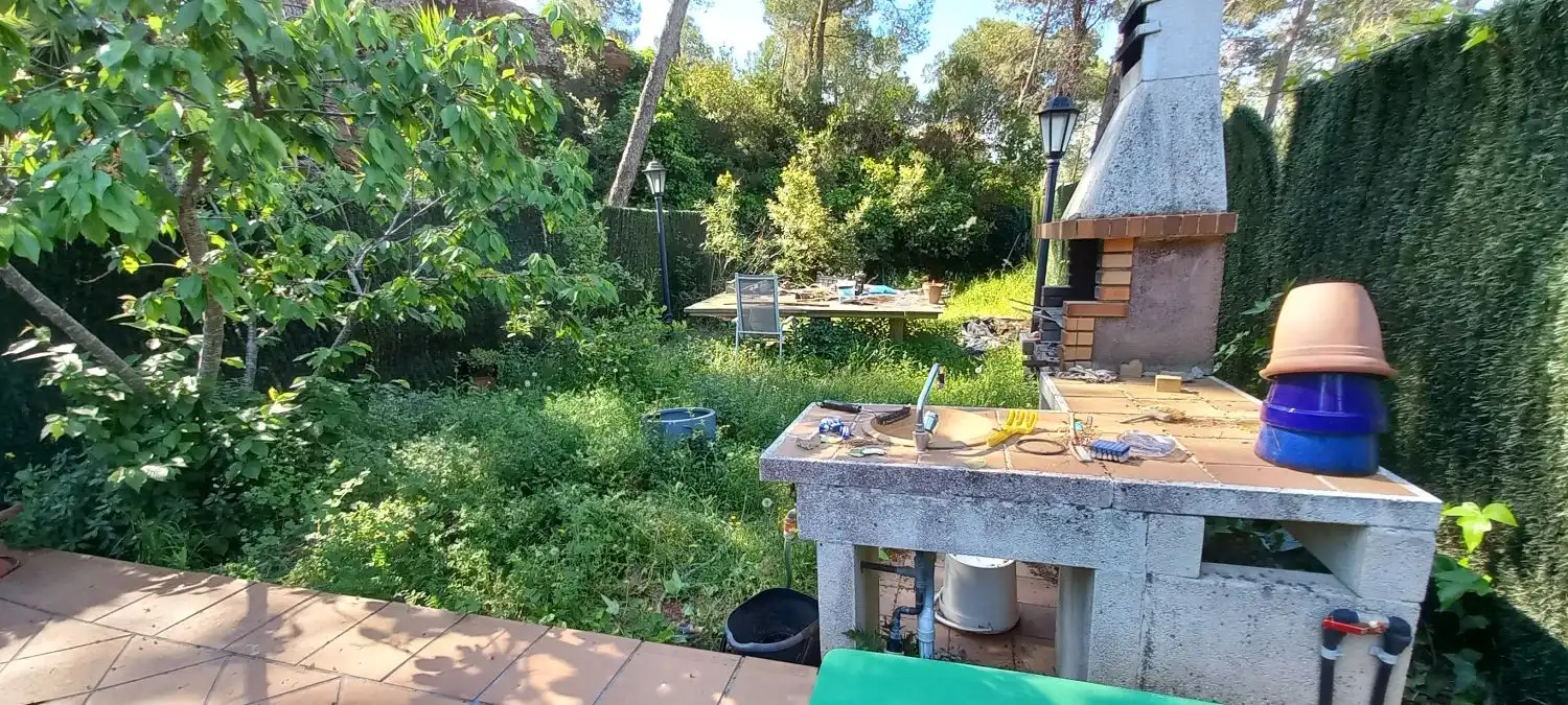Jardí de Casa o xalet en venda en Corbera de Llobregat amb Aire condicionat, Calefacció i Jardí privat