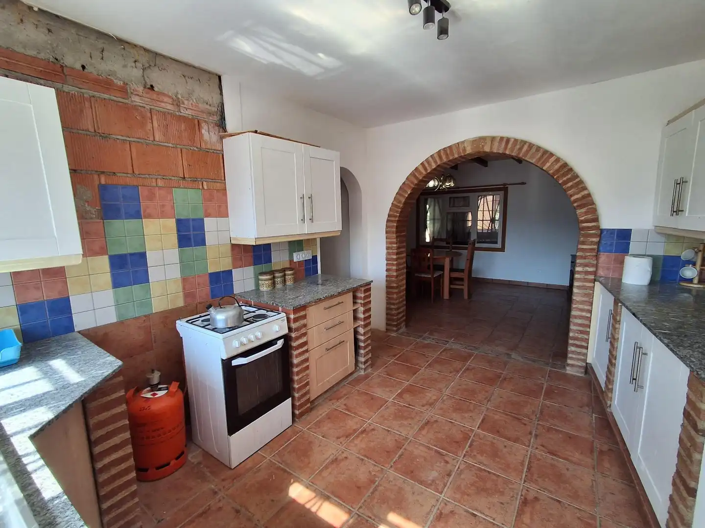 Cuina de Finca rústica en venda en Riba-roja d'Ebre